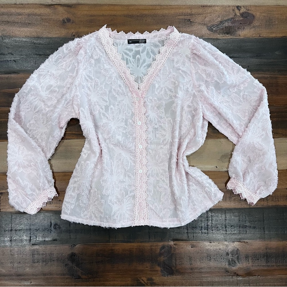 Women’s pink button sheer down floral blouse size large